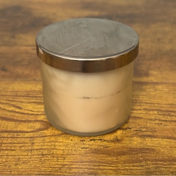 White Barn True Temptations Hazelnut Fresh Roast Candle 4 oz – Discontinued - Picture 3 of 9